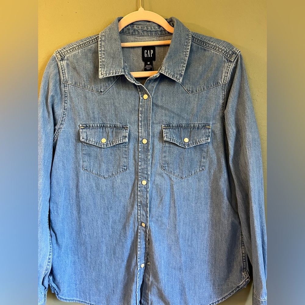 GAP Blue Denim Shirt - Picture 2 of 3